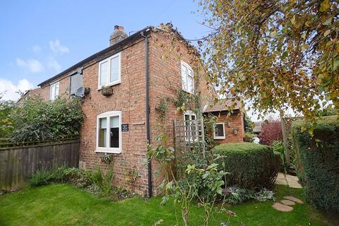 1 bedroom semi-detached house for sale, Rosetree Cottage, 81 High Street, Martin