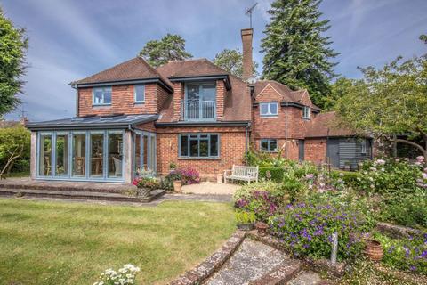 4 bedroom detached house for sale, Ockenden Lane, Cuckfield