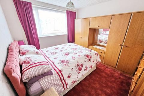 26 Geeson Close, Birmingham, B35 6NU