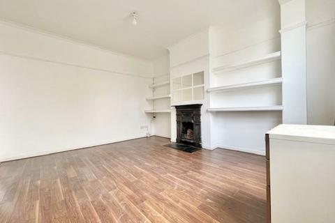 3 bedroom terraced house for sale, Granton Road, SW16