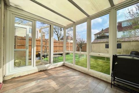 1 Granton Road, London, SW16 5AN