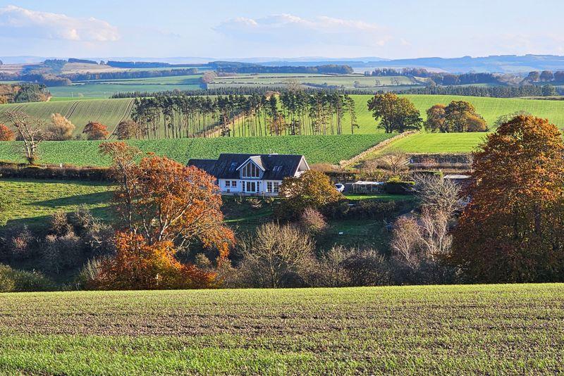 House &amp; Views