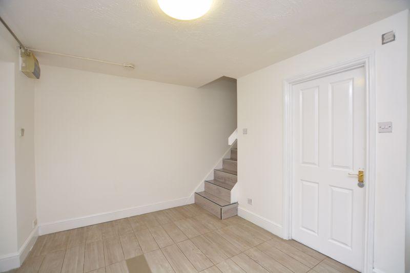 Frankswood Avenue, West Drayton 2 bed terraced house to rent £1,400