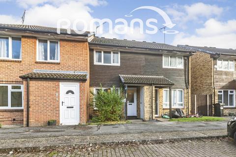 2 bedroom terraced house to rent, Binbrook Close, Lower Earley