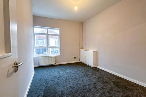 2 bedroom apartment to rent, High Street, Biddulph, ST8 6AD