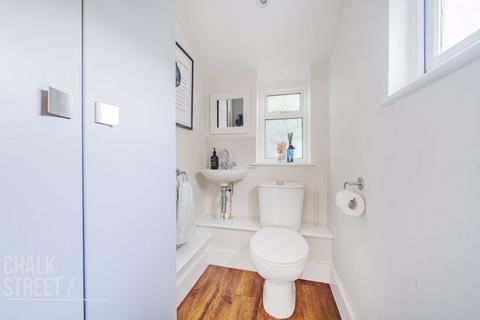 11 Allandale Road, Hornchurch, RM11 1AP