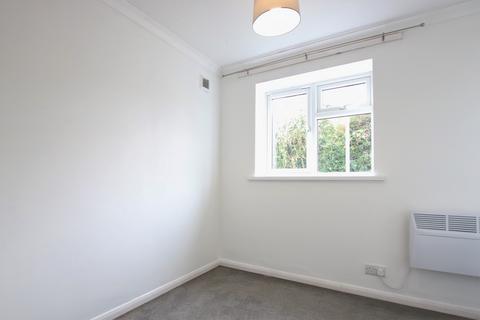 1 bedroom flat to rent, Fairlawn Drive