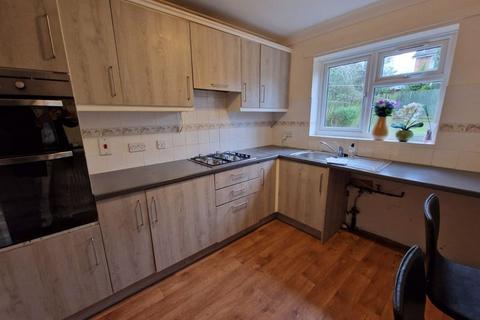 4 bedroom detached house to rent, 1 Fenwick Road, Oadby