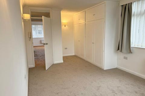 3 bedroom apartment to rent, Harvard House, NG2