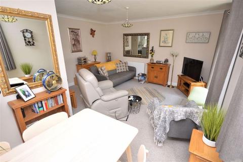 2 bedroom maisonette for sale, Milton Gardens, Princes Risborough HP27