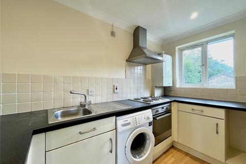 1 bedroom maisonette to rent, Winchester Road, Alton GU34