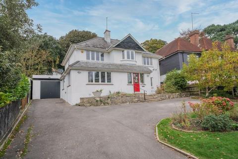 5 bedroom detached house for sale, Springfield Crescent, Poole BH14