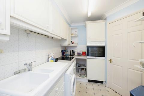 2 bedroom retirement property for sale, Cherchefelle Mews, Stanmore HA7
