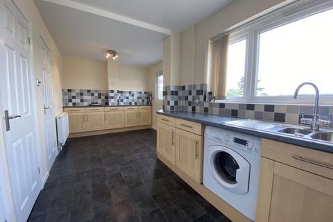 3 bedroom semi-detached house to rent, Maidstone Drive, Stourbridge DY8