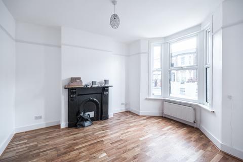 3 bedroom terraced house to rent, Meeson Road, Stratford, London, E15