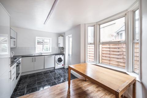 3 bedroom terraced house to rent, Meeson Road, Stratford, London, E15