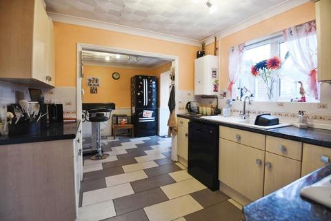 3 bedroom semi-detached house for sale, Waterlees Road, Wisbech, Cambs, PE13 3HB