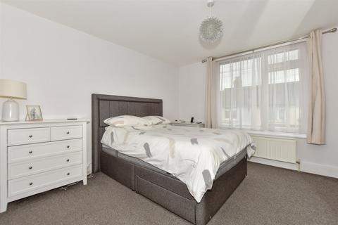 36 Sidney Street, Folkestone, CT19 6HG