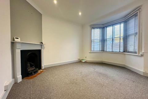 3 bedroom terraced house to rent, Shelldale Road, Portslade, BN41 1LF