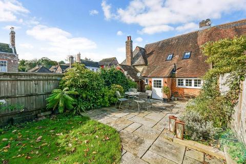 2 bedroom terraced house for sale, Church Street, Steyning, West Sussex, BN44 3YB