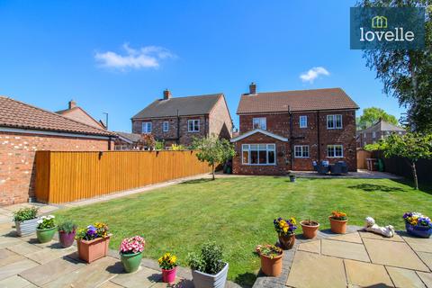 1 Bluebell Road, Grimsby, DN33 3AY