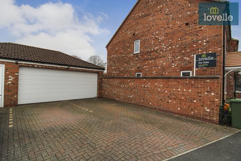 1 Bluebell Road, Grimsby, DN33 3AY