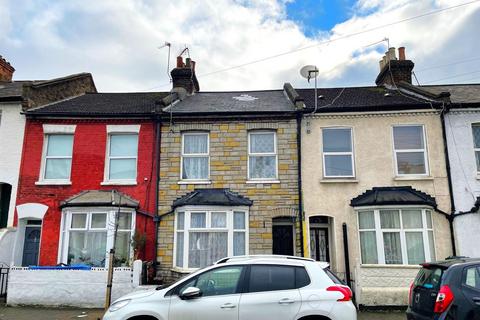 3 bedroom terraced house for sale, Fountain Road, Tooting SW17