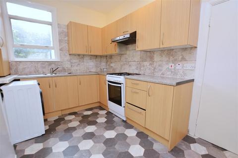 3 bedroom terraced house for sale, Fountain Road, Tooting SW17