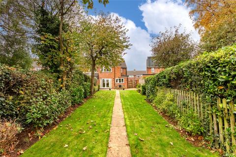 3 bedroom semi-detached house for sale, Manor Road, Toddington, Bedfordshire, LU5