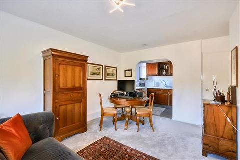 1 bedroom flat for sale, Hawkshill, Dellfield, St. Albans