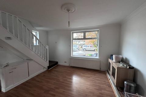 2 bedroom semi-detached house to rent, Rugby Road, Dagenham