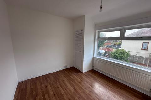 2 bedroom semi-detached house to rent, Rugby Road, Dagenham