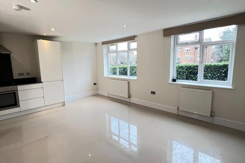 2 bedroom flat to rent, Watford Way, London