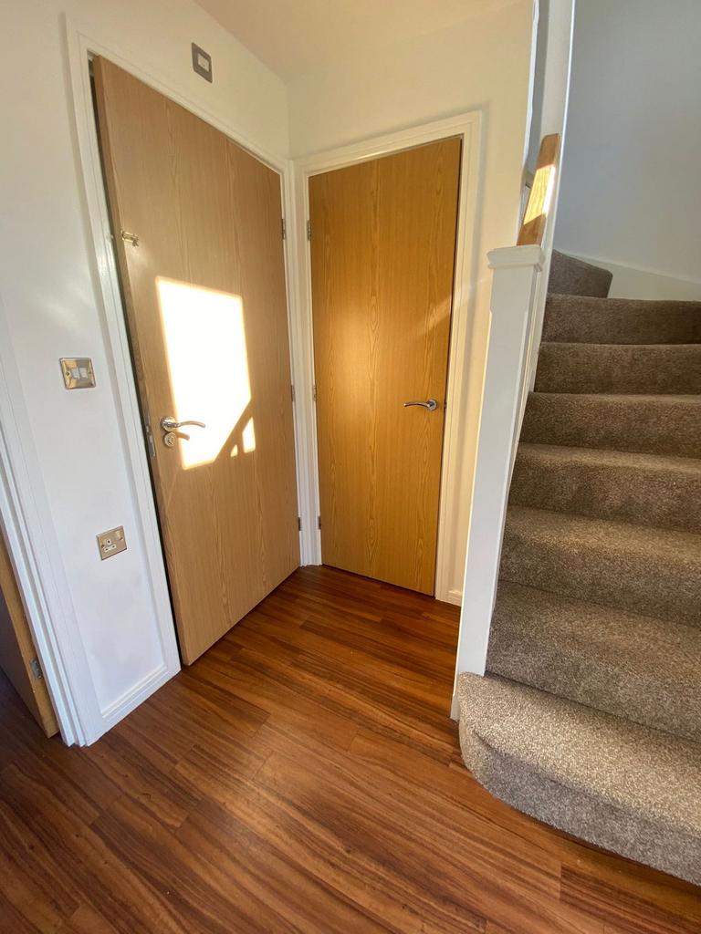 House in Salford - View 5