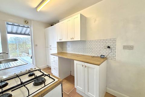 2 bedroom flat to rent, 73b Queen Street, Filey