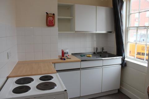 1 bedroom apartment to rent, Castlegate, Newark, Notts, NG24