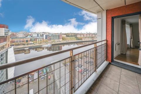 2 bedroom apartment for sale, Baltic Quay, Mill Road, Quayside, NE8