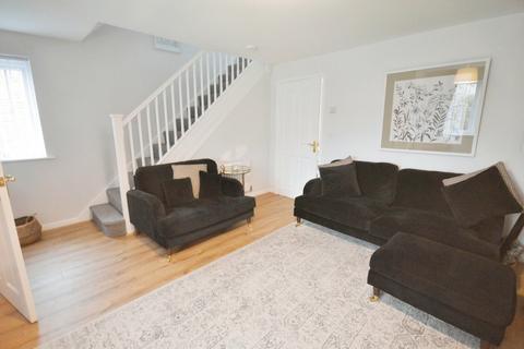 3 bedroom end of terrace house for sale, Windmill Way, Chesterfield S43