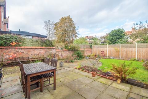 5 bedroom semi-detached house for sale, Shavington Avenue, Hoole, Chester