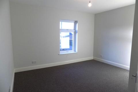 2 bedroom house to rent, Worksop Road, Sheffield S26