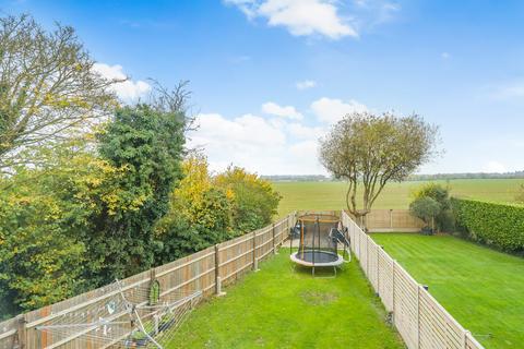 3 bedroom detached house for sale, Rainbow Road, Harlow CM17