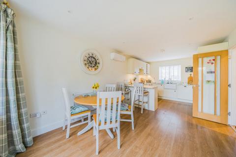 Laurel Cottage, 5a Rainbow Road, Matching Tye, Harlow, CM17 0QP