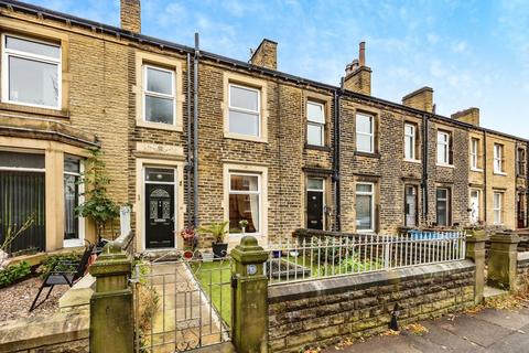 3 bedroom terraced house for sale, Arnold Avenue, Birkby, West Yorkshire HD2