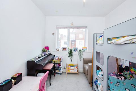 3 bedroom end of terrace house for sale, Danson Street, Manchester M40