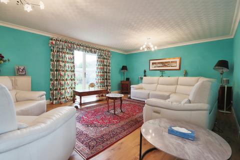 3 bedroom bungalow for sale, Oban Terrace, Wakefield WF3