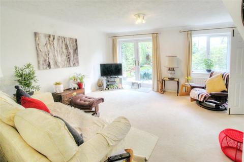 4 bedroom detached house for sale, Thirlmere Close, Surrey TW20