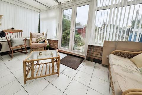 2 bedroom bungalow for sale, Summerville Avenue, Sheerness ME12