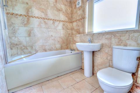 3 bedroom end of terrace house to rent, Crigdon Hill, Tyne and Wear NE5