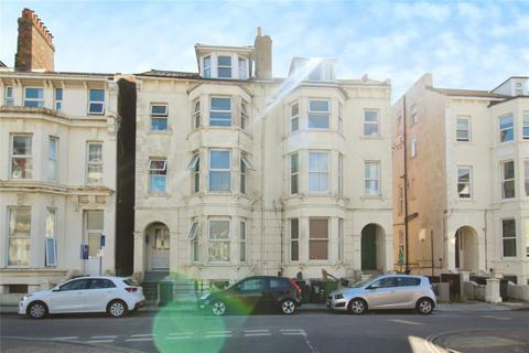 2 bedroom flat to rent, Alhambra Road, Hampshire PO4