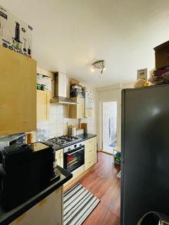 1 bedroom maisonette to rent, Mitcham CR4